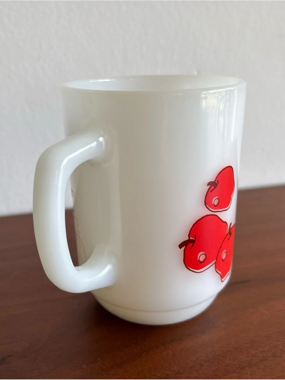 Fire King White Milk Glass Mug with Apple Dimplin - Strawberry Shortcake 80s